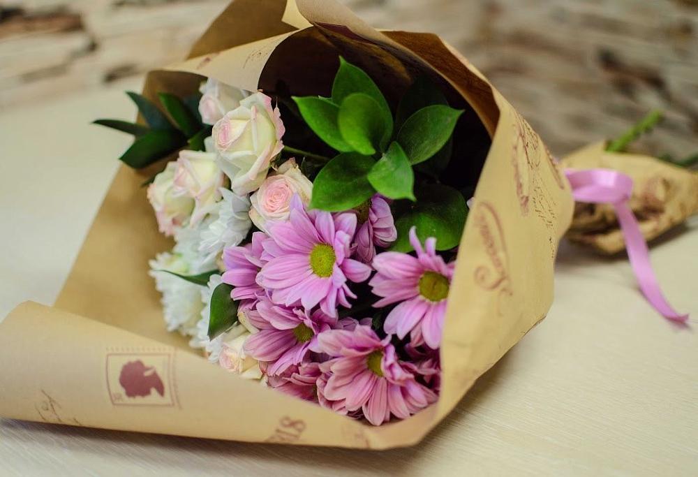 Букет цветов из: Розы и Хризантемы в Уве