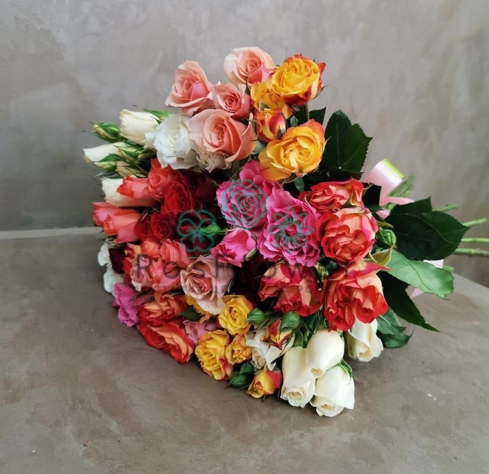 Букет цветов из: Розы в Уве