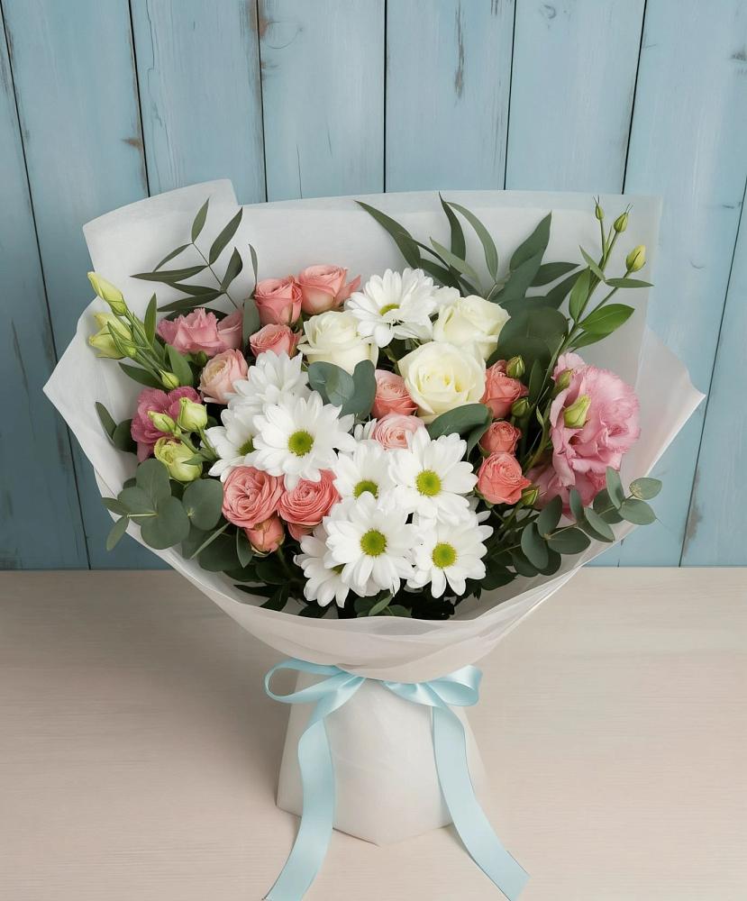 Букет цветов из: Розы, Лизиантусы и Хризантемы в Уве