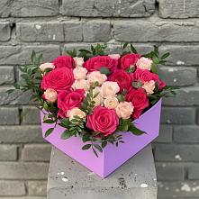 Цветочная композиция из Розы в коробке в Уве