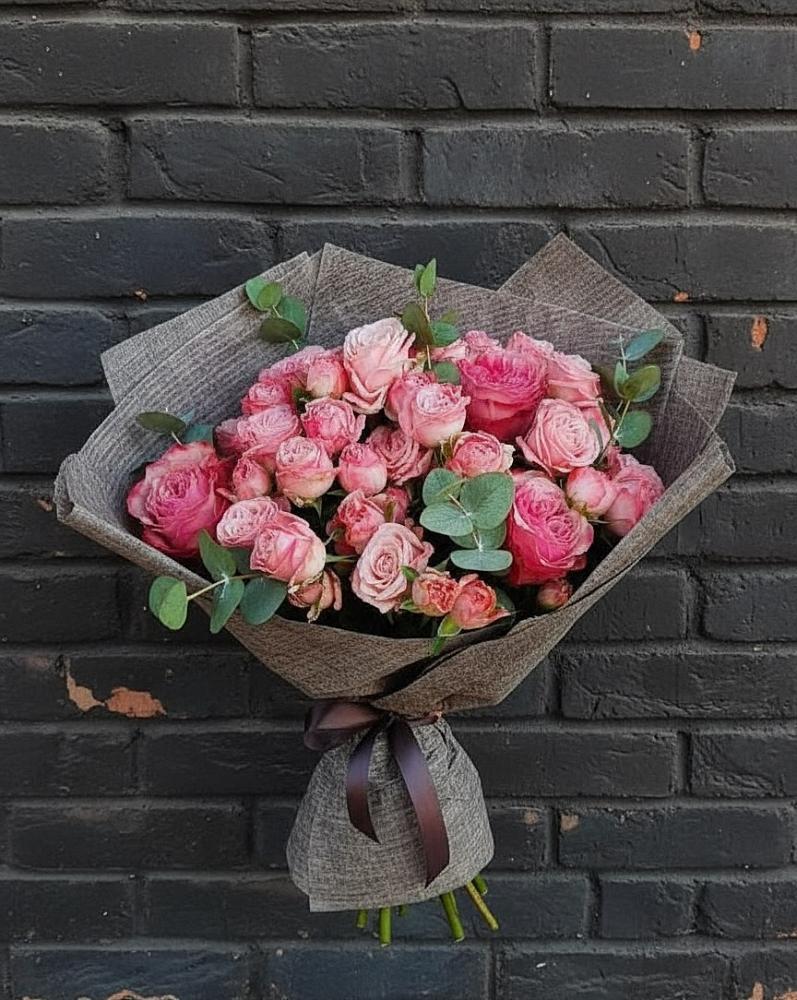 Букет цветов из: Розы в Уве