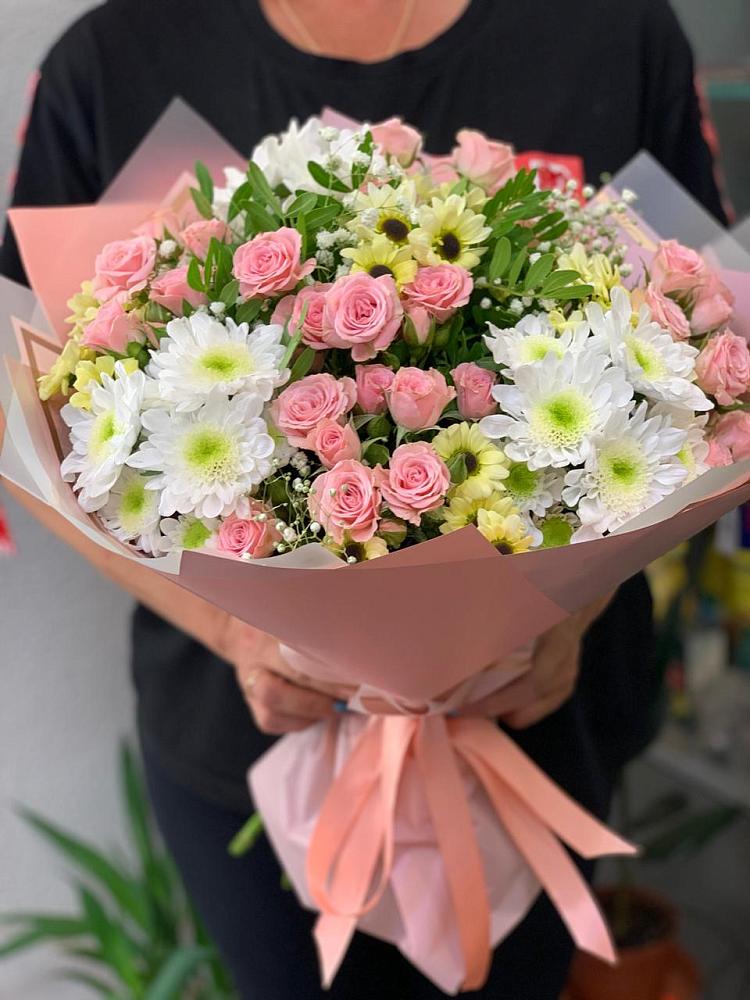 Букет цветов из: Розы и Хризантемы в Уве