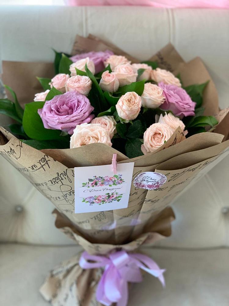 Букет цветов из: Розы в Уве