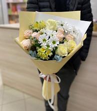 Букет цветов из:  Альстромерии, Розы и Хризантемы #REPLACE_PRED# Уве