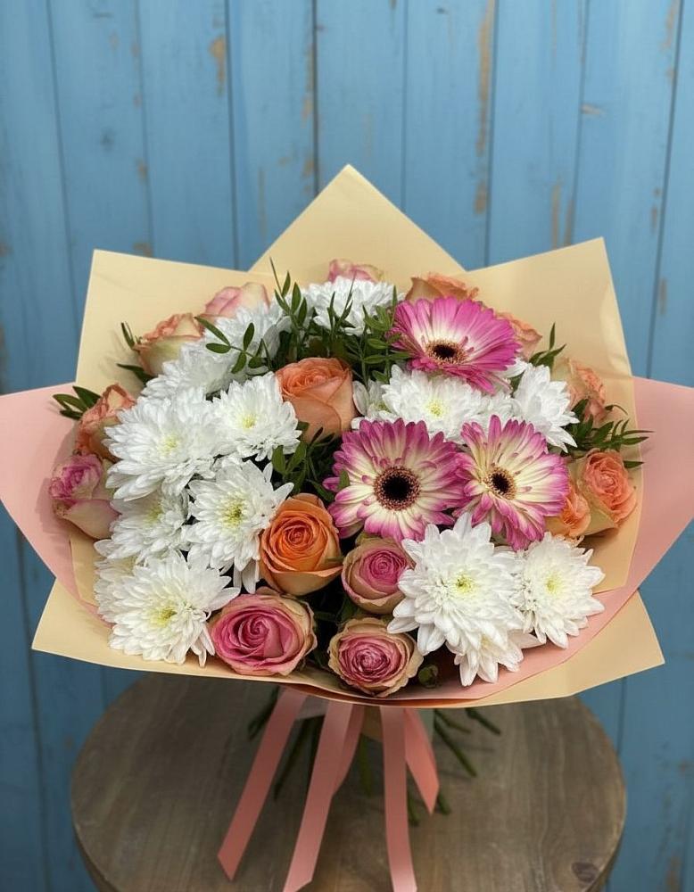 Букет цветов из: Розы, Герберы и Хризантемы в Уве