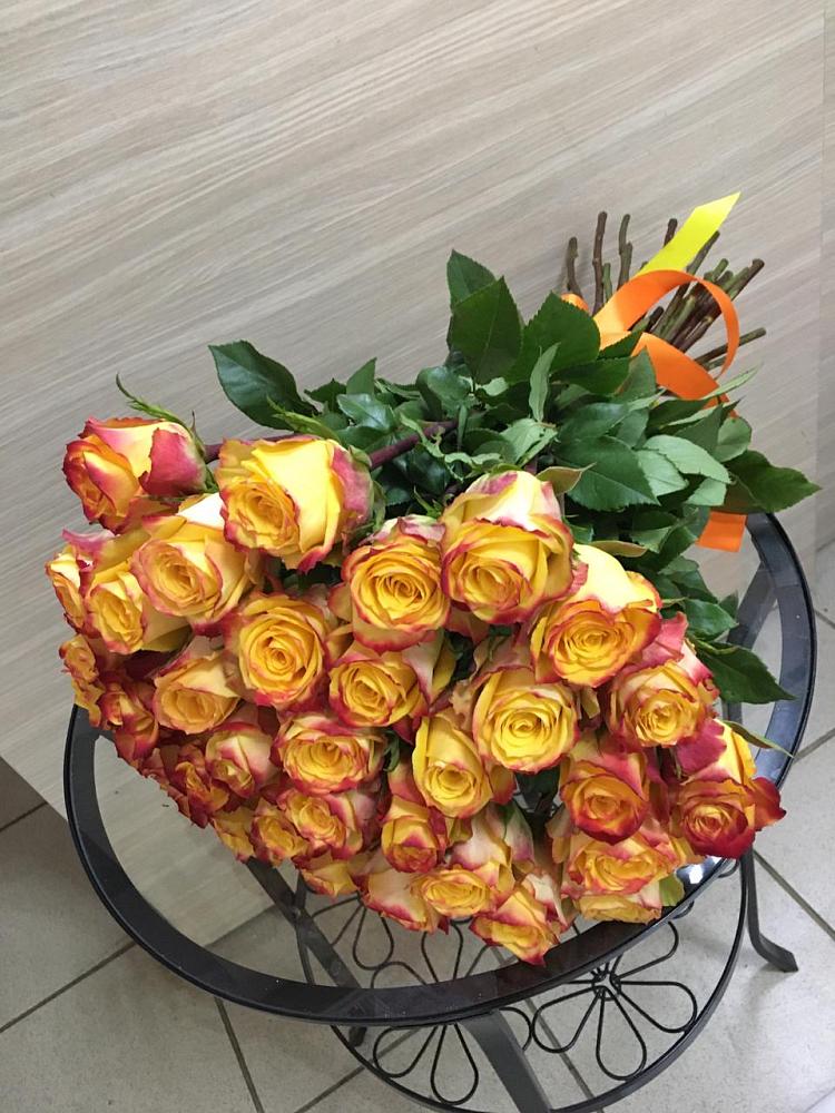 Букет Желтые розы в Уве