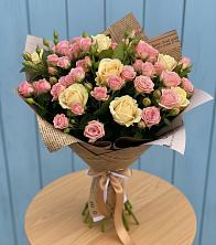 Букет цветов из:  Розы в Уве