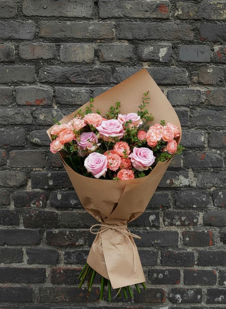 Букет цветов из: Розы в Уве