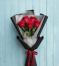 Букет цветов из:  Розы в Уве