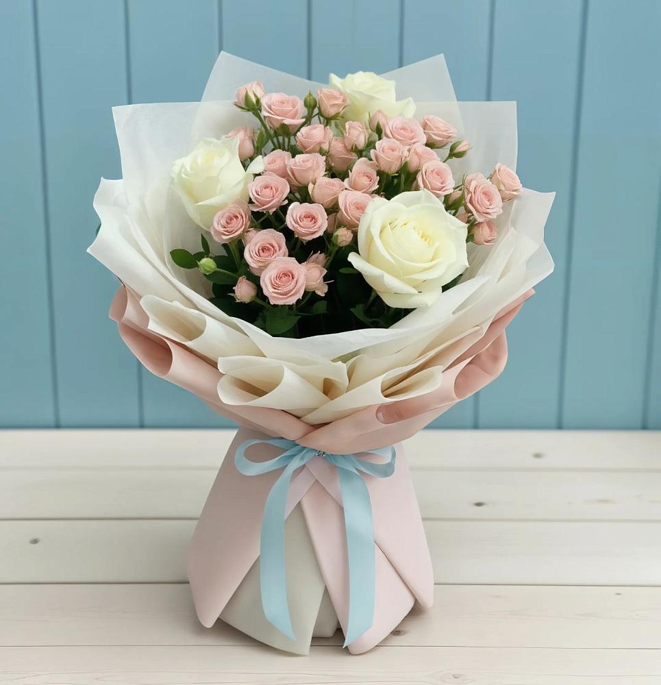 Букет цветов из: Розы в Уве